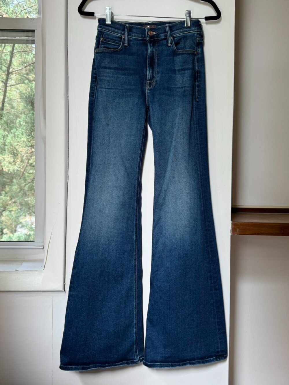 Mother The Doozy Flare Jeans in Uncharted Waters 25 - Picture 5 of 13
